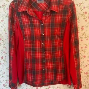 Novara Red Plaid Cycling Shirt Jacket with zipper back pocket